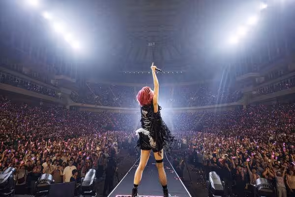 小巨蛋變萬人無限城!LiSA《鬼滅》神曲連發⋯「大哥現身」超催淚