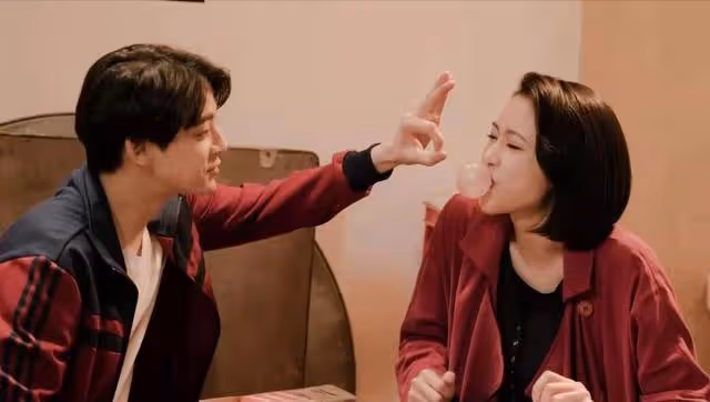 《青春不要臉》熱播,TVB力捧小生預告有激烈吻戲,感謝拍檔信任