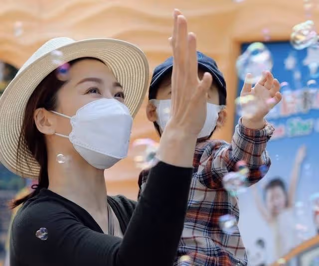 已有二胎計劃!香港著名女星今年不會再追生,與丈夫長期分隔兩地