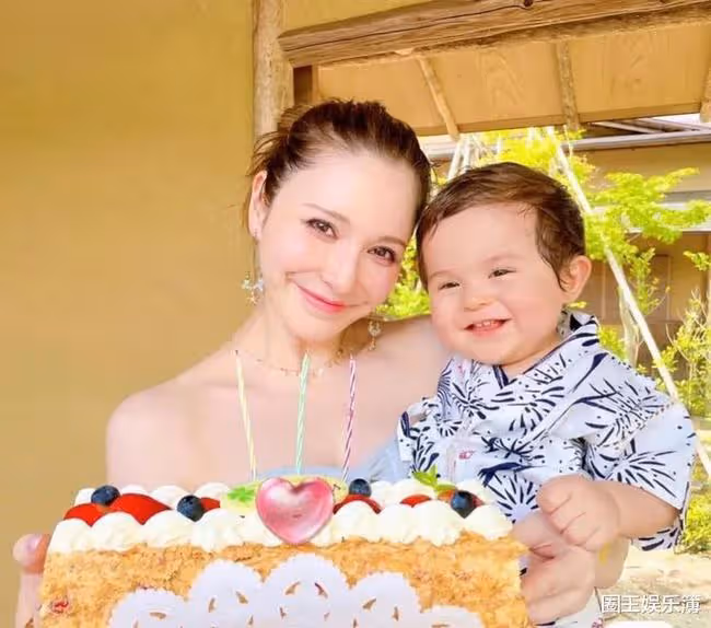 未婚生倆娃!藤井莉娜首曬二胎正臉,生父成謎,曾跟汪東城傳緋聞