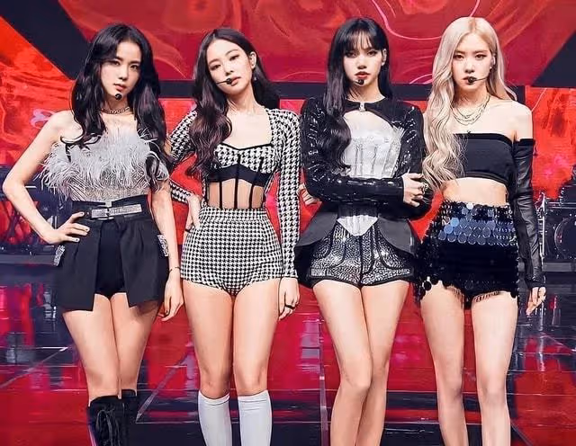 blackpink尷尬上熱搜,話題真的不是硬湊了?文娛榜被kpop霸占
