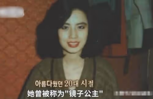 女歌手整容成癮致毀容,生前照片令人唏噓,家人:她從前那麼美