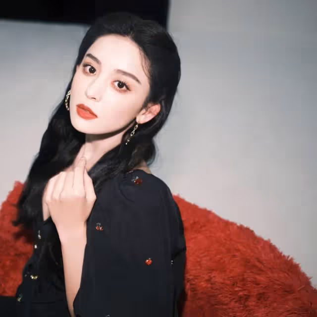 太陽女主持，鹿晗魏大勛，張碧晨，趙麗穎，古力娜扎，歐陽娜娜 | 最新八卦匯總