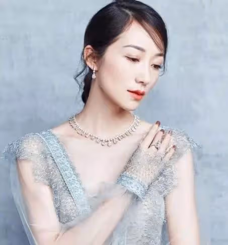 娛樂圈中的五大「禁忌」:不和王菲打牌,不與韓雪比富,不跟胡歌演情侶