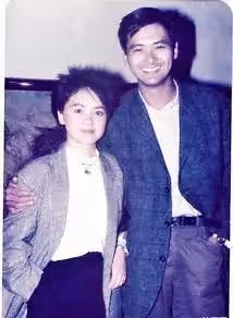 無法重拍的瞬間:25歲的李小龍,喝汽水的林黛玉,偷望張國榮的日本女星