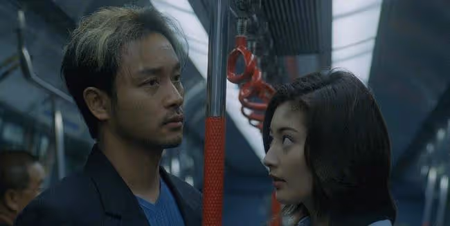 無法重拍的瞬間:25歲的李小龍,喝汽水的林黛玉,偷望張國榮的日本女星