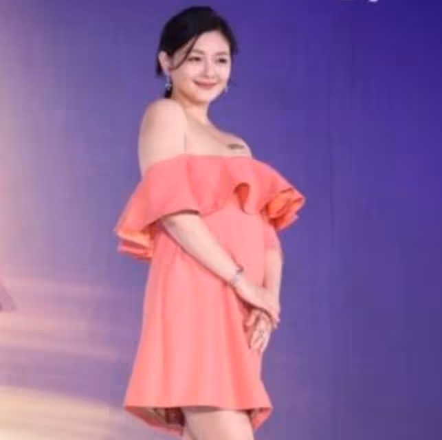 同樣是結婚生娃,產後的楊冪、趙麗穎資源不斷,為什麼她卻已經無戲可拍?