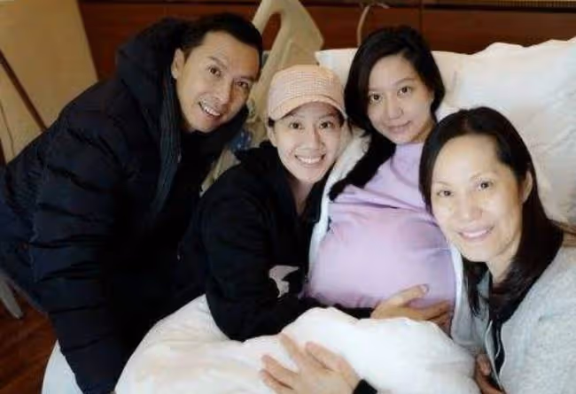 婚禮上花費了8個億,又生一對雙胞胎兒子,公公送一棟1000平豪宅