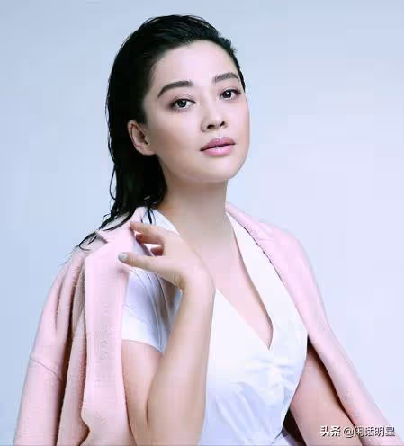 和張國榮演激情戲,被章子怡羨慕,還和名導傳緋聞,牛不牛?