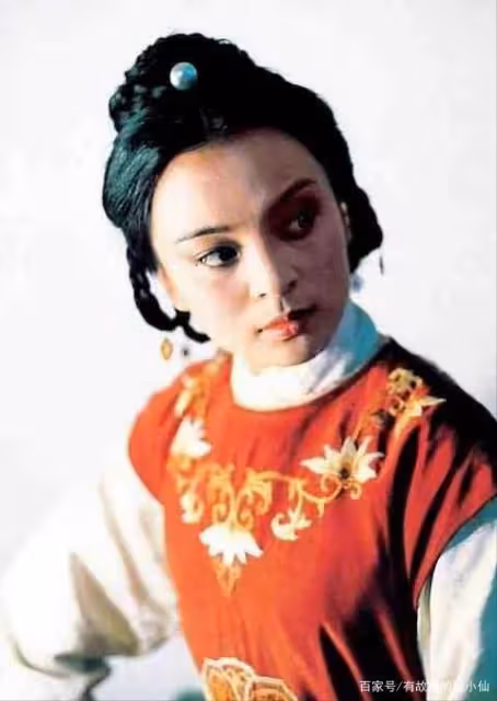 23歲爆紅,娶18歲初戀,結婚27年,歐陽奮強如今怎樣了?