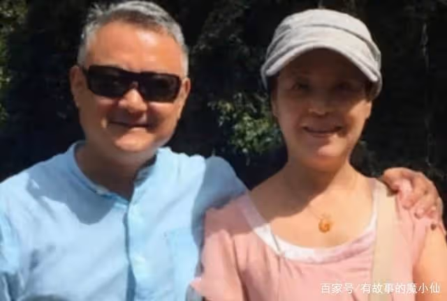 23歲爆紅,娶18歲初戀,結婚27年,歐陽奮強如今怎樣了?