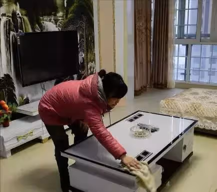 1992年保姆私自帶走僱主兒子，26年後「養廢」歸還，親母回懟想甩包袱