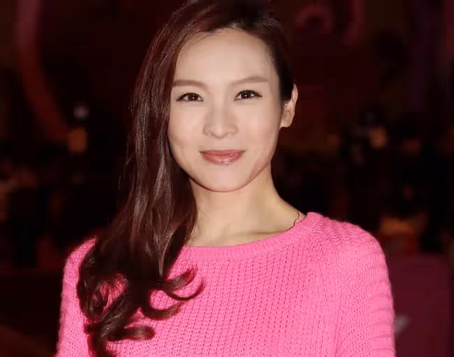 TVB激怒億萬富豪!禁止其與旗下女星合影,對方停千萬廣告費反擊
