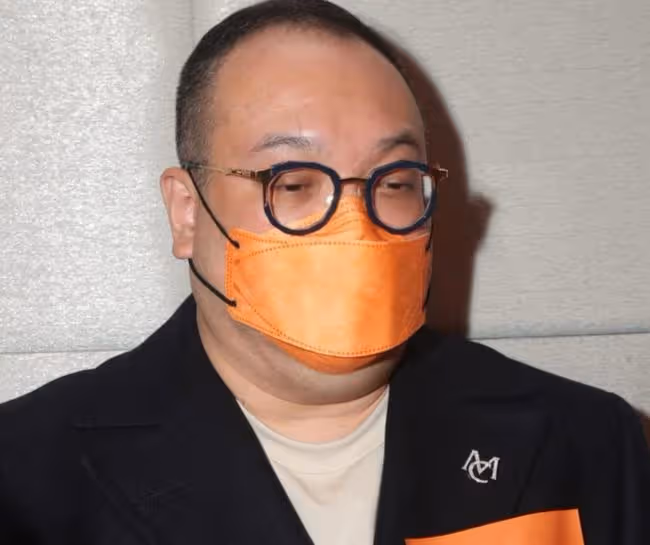 TVB激怒億萬富豪!禁止其與旗下女星合影,對方停千萬廣告費反擊