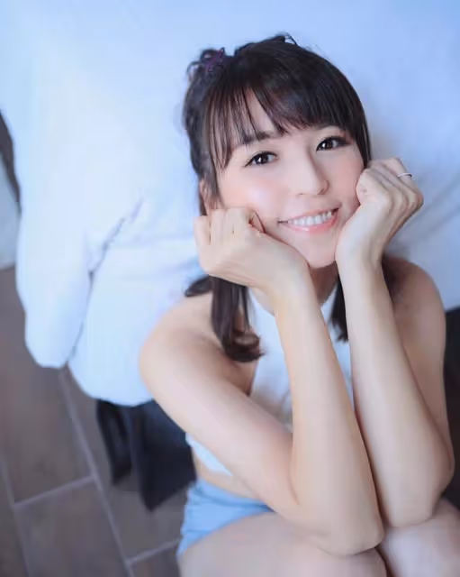 誘人!TVB「靚媽女神」做豐胸代言人,大秀好身材:我40歲啦