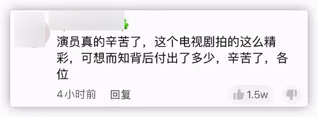 女演員沙漠拍戲遇意外!跌落流沙中被迅速淹沒,僅露頭部情緒崩潰