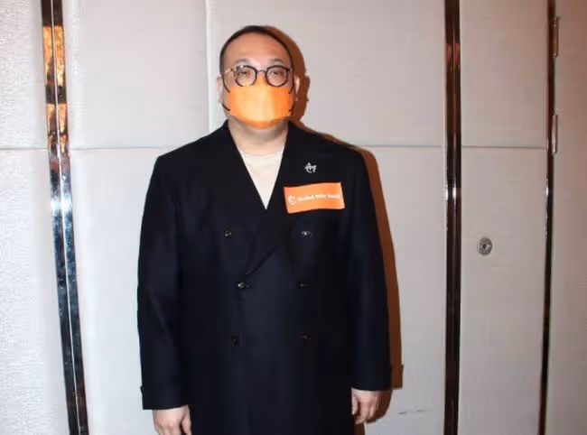TVB禁止女星與富豪接觸！男方停千萬投資宣戰，仍維護女方夸人好