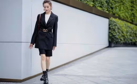 TVB禁止女星與富豪接觸！男方停千萬投資宣戰，仍維護女方夸人好