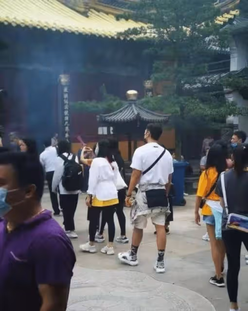 鍾麗緹疑似懷孕?拍攝視頻里稱有弟弟,評論區網友給出答案