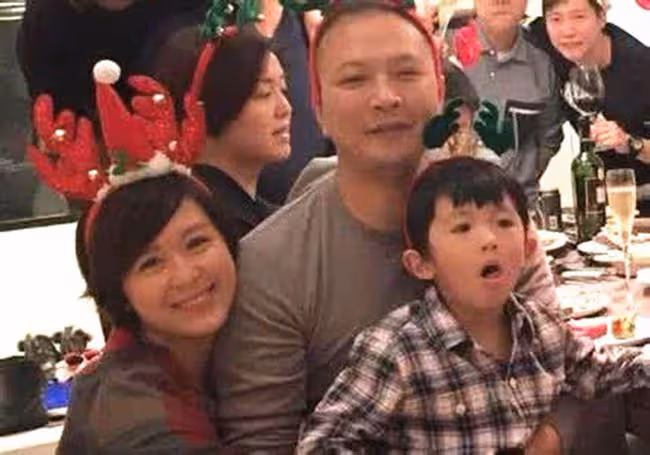 知名童星唐寧近況,2年沒拍戲悄悄學裝修,親自改裝家中30年舊門