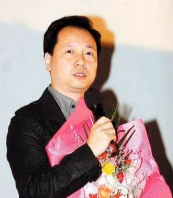 「人體模特」湯加麗：為走紅被丈夫拋棄、遭父親指責，今45歲還單身