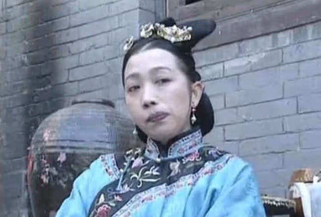 影視劇反派年輕時有多美?容嬤嬤無濾鏡也好看,鍋姨不輸港圈女神