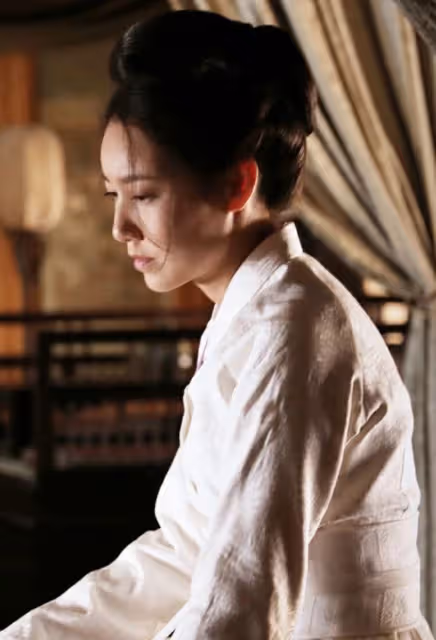 影視劇反派年輕時有多美?容嬤嬤無濾鏡也好看,鍋姨不輸港圈女神