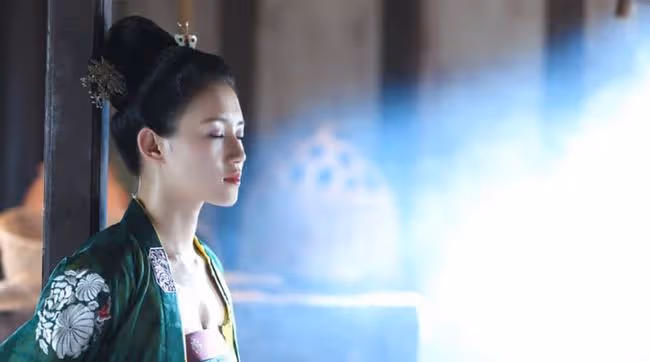 影視劇反派年輕時有多美?容嬤嬤無濾鏡也好看,鍋姨不輸港圈女神