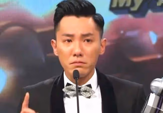 劉德華乾兒子向TVB喊話：再沒機會當男一就離巢！已演過80部戲