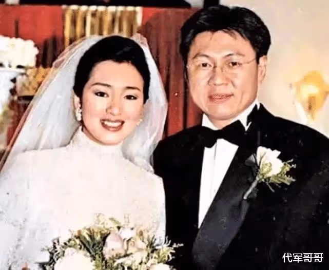 盤點以離婚收場的10對「跨國戀」明星,哪對最讓人惋惜?