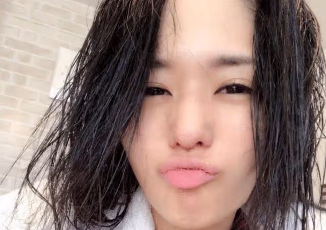 蒼井空好母親形象崩塌,發布動態內涵文,網友:不忍直視