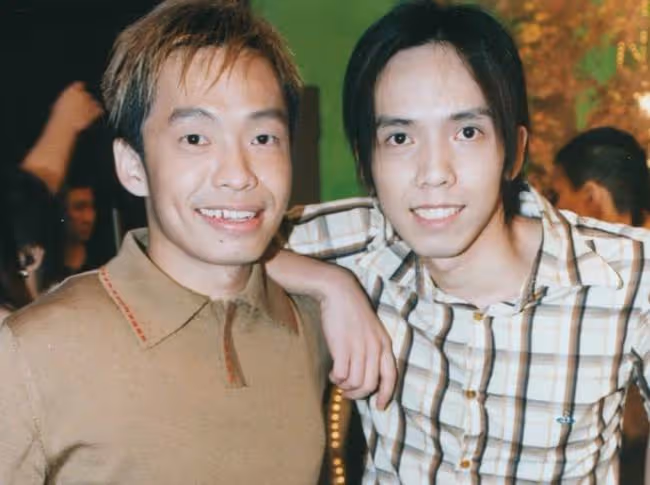 43歲男星腿冒淤青一度病危！幸好已康復，哥哥9年前因該病去世