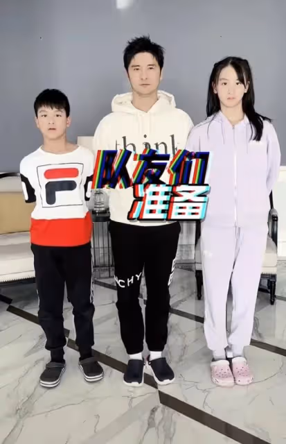 田亮一家共用一張臉!13歲姐姐身高直逼爸爸,10歲弟弟高顏值吸睛