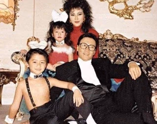 狄波拉:錯過賭王,甩掉富豪,嫁給謝賢,再婚21年如今怎樣了?