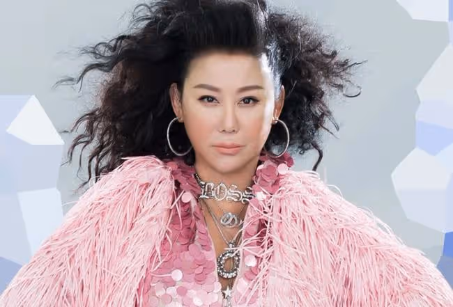 56歲藍心湄近況，身家3.4億遺憾沒結婚，欲將三分之一財產給員工