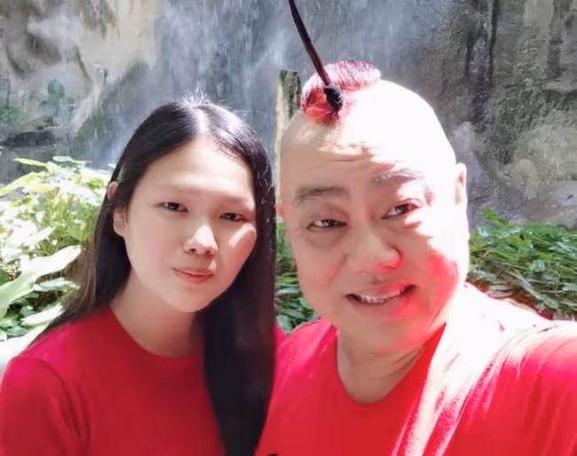 57歲男星迎娶小32歲女友,感謝對方陪自己吃苦,曾被曝身家過億