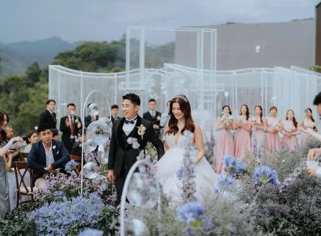 恭喜!TVB前女星姐姐風光出嫁,一家三姐妹都是美人胚子顏值高