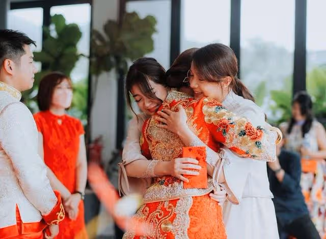 恭喜!TVB前女星姐姐風光出嫁,一家三姐妹都是美人胚子顏值高