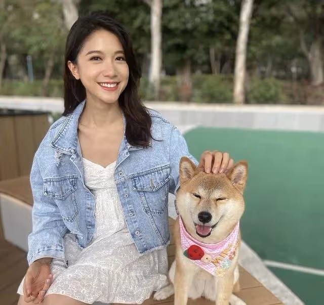 恭喜!TVB前女星姐姐風光出嫁,一家三姐妹都是美人胚子顏值高