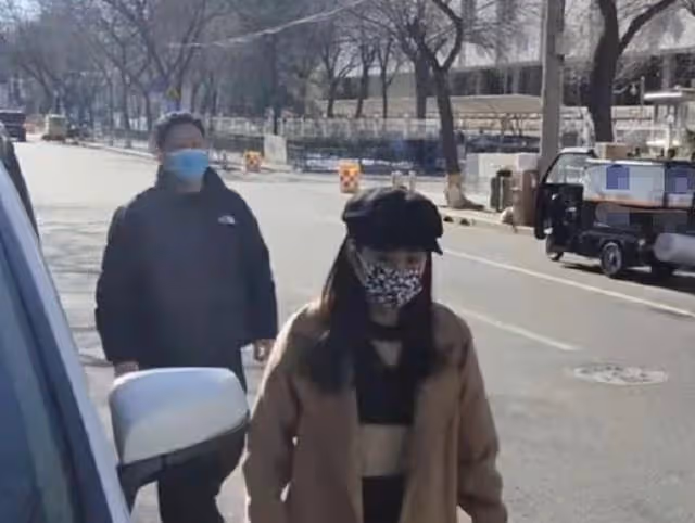 春晚第四次聯排現場亮點足,穎兒戴黃金,沙溢穿奢侈品牌上衣