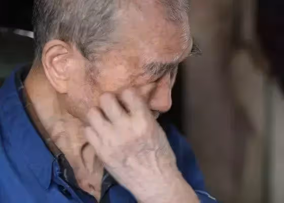 阿公被兒子趕出家,早餐店老闆好心收留,老人說出一秘方,店老闆樂開花,三個兒子後悔了