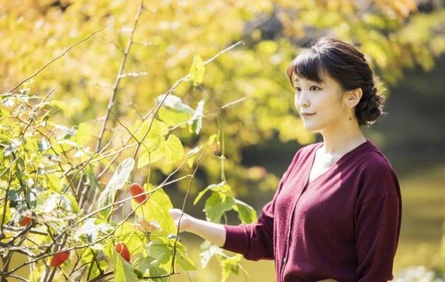 佳子公主新年歌會唱出心聲 我也要為愛而活 坦言羨慕姐姐的自由 佳子公主新年歌會唱出心聲 我也要為愛而活 坦言羨慕姐姐的自由