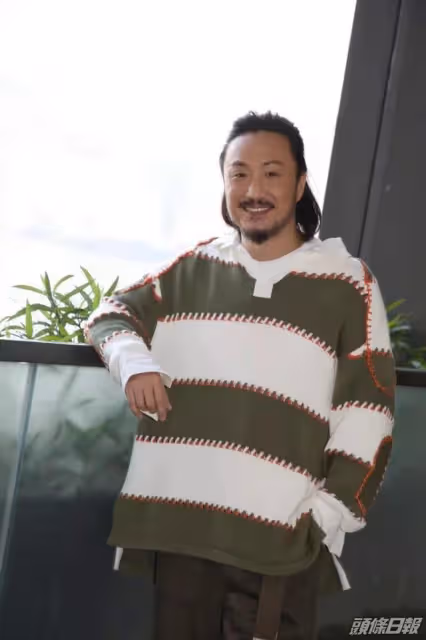 挑戰母親角色!香港知名女星被二十幾歲藝人喊媽媽,既突然又開心