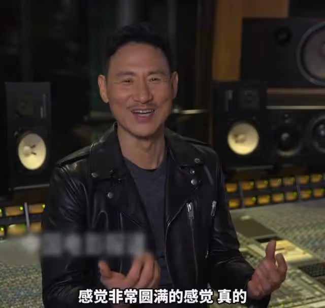 60歲張學友與劉德華合體！為冬奧獻唱自稱太榮幸，鬍子拉碴仍帥氣