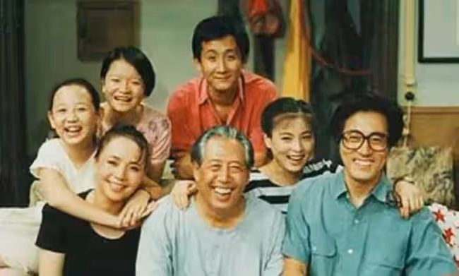 爺青回！40歲關凌罕同框楊立新，《我愛我家》父女時隔29年似凍齡