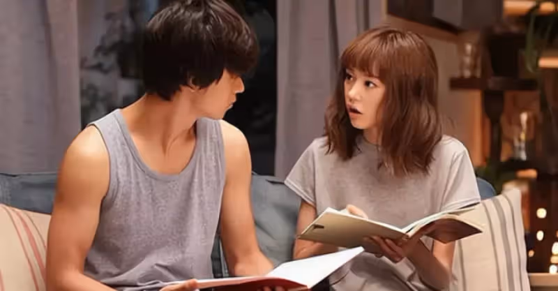 女婿，我女兒懷的男孩，你得有獎勵：獎勵一本離婚證，送他男閨蜜