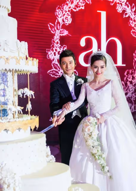 黃曉明baby早就傳離婚,為何選今天官宣?原因有3點熱度或是關鍵