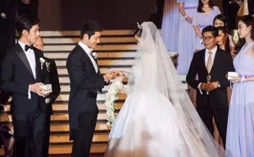 真離了!黃曉明楊穎結束7年婚姻,將共同撫養兒子,情變早有預兆
