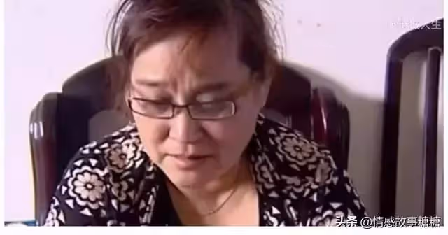 父親將房子過戶給女兒,保姆:跟你父親是夫妻,這房子歸我