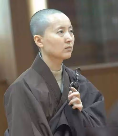 盤點4位皈依佛門的明星,陳曉旭已去世15年,張鐵林惹眾人爭議